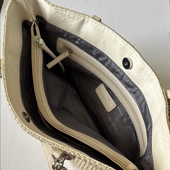 Simply Vera Wang Tan and White Bag - Picture 6 of 8